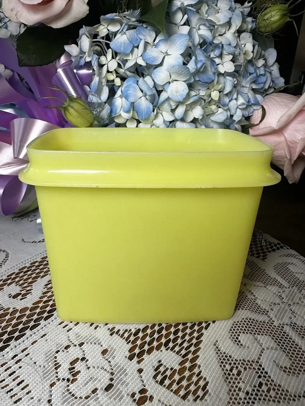 Vintage Tupperware Shelf Saver Food Storage Container NO LID